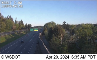 Traffic Cam I-90 at MP 12.4: 163rd Ave SE Player