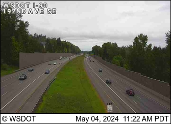 Traffic Cam I-90 at MP 14.4: 192nd Ave SE Player