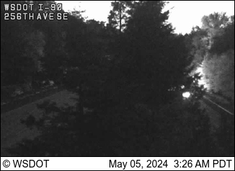 Traffic Cam I-90 at MP 19.4: 256th Ave SE Player