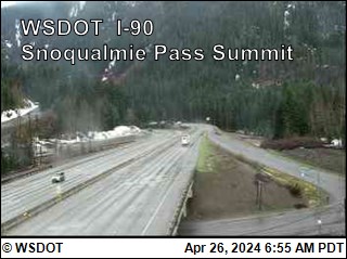 Traffic Cam I-90 at MP 52: Snoqualmie Summit Player