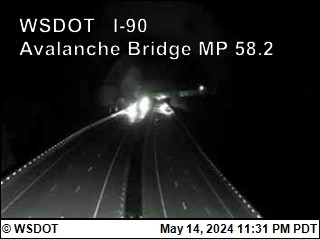 Traffic Cam I-90 at MP 58.2: Avalanche Bridge Player