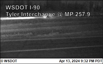 Traffic Cam I-90 at MP 257.9: Tyler Interchange (2) Player