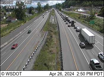 Traffic Cam SR 167 at MP 13.5: S 346th St Player
