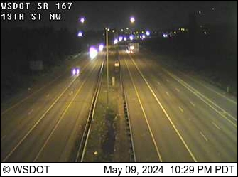 Traffic Cam SR 167 at MP 15.5: 13th St NW Player