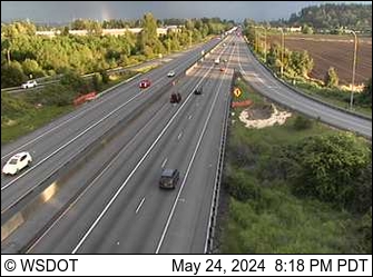 Traffic Cam SR 167 at MP 17.9: S 277th St, West Player