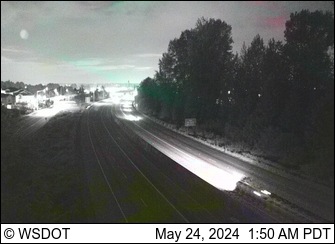Traffic Cam SR 167 at MP 21.8: S 222nd St Player