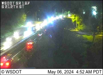 Traffic Cam SR 167 at MP 22.4: S 212th St Player