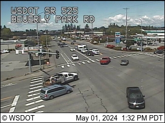 Traffic Cam SR 525 at MP 3.5: Beverly Park Rd Player