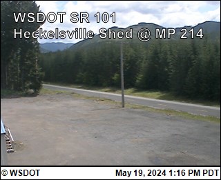 Traffic Cam US 101 at MP 214.7: Heckelsville Shed Player