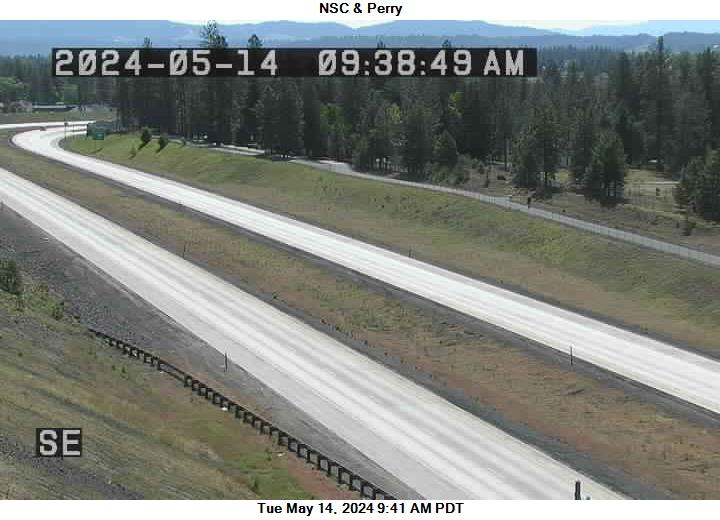Traffic Cam US 395 NSC at MP 166.7: NSC 395 & Perry Player