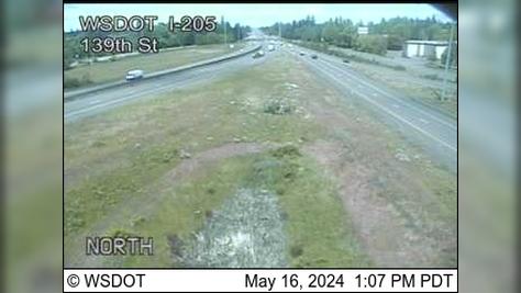 Traffic Cam Battle Ground: I-205 at MP 37: 139th St Player