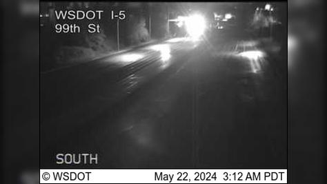 Traffic Cam Battle Ground: I-5 at MP 5.4: 99th St Player