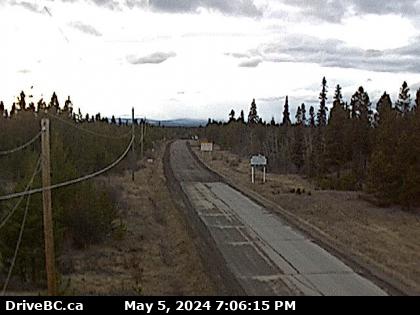 Hwy-20, near Anahim Lake, about 140 km east of Bella Coola, looking west. (elevation: 1100 metres) Traffic Camera