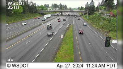 Traffic Cam Vancouver: I-5 at MP 2.1: 35th St Player
