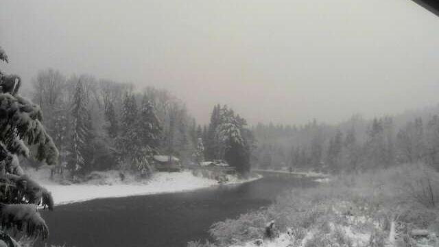 Gold Bar: Baring Mountain - Skykomish River Traffic Camera