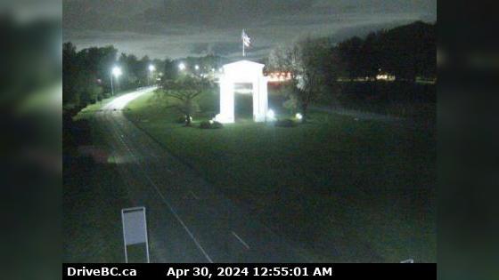 Traffic Cam Blaine › North: Hwy 99 at Peace Arch border crossing, looking north Player