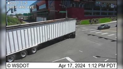 Traffic Cam Tacoma: I-5 at MP 134.8: Portland Ave Player