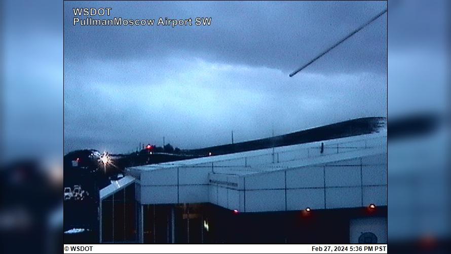 Traffic Cam Pullman › West: Moscow Regional Airport Southwest Player