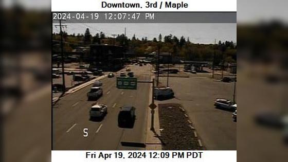 Traffic Cam Spokane: 3rd - Maple Player