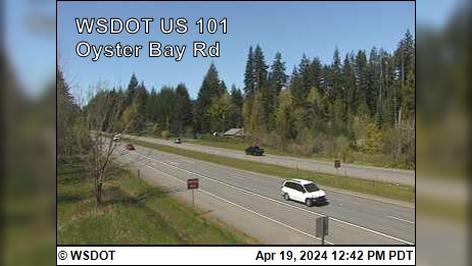Traffic Cam Lacey › North: US 101 at MP 359: Oyster Bay Rd Player