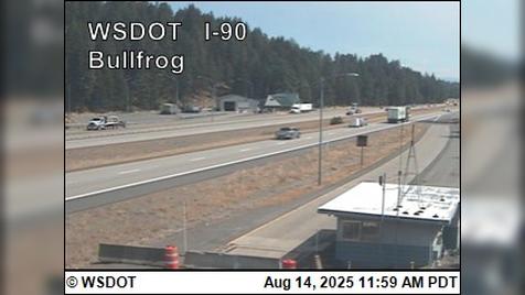 Sammamish › East: I-90 at MP 79.5: Bullfrog-facing east Traffic Camera