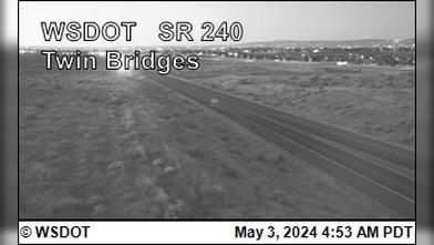 Traffic Cam West Richland: SR 240 at MP 25: Twin Bridges Player