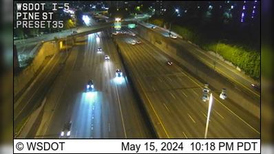 Seattle: I-5 at MP 166: Pine St Traffic Camera