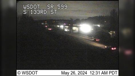 Traffic Cam Burien: SR 599 at MP 0.4: S 133rd St Player