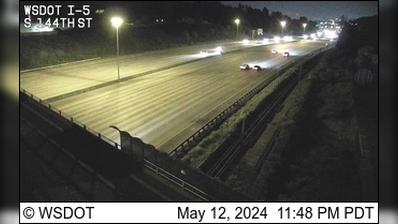 Traffic Cam Burien: I-5 at MP 155.3: S 144th St Player