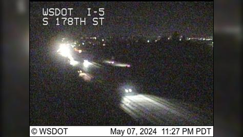 Traffic Cam Burien: I-5 at MP 153.1: S 178th St Player