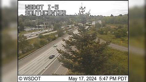Traffic Cam Burien: I-5 at MP 154.5: Southcenter Player