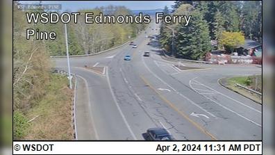 Traffic Cam Woodway › West: WSF Edmonds Pine Player