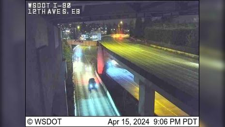Traffic Cam Seattle: I-90 at MP 2.7: 12th Ave S, EB Player