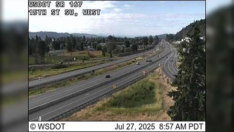 Traffic Cam Algona: SR 167 at MP 13.8: 15th St SW, West Player