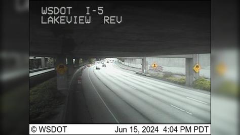 Traffic Cam Seattle: I-5 at MP 167: Lakeview Express Lanes Player