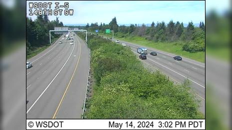 Traffic Cam Brier: I-5 at MP 185: 148th St SW Player