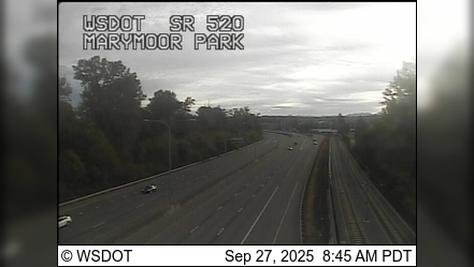 Traffic Cam Redmond: SR 520 at MP 12.2: Marymoor Park Player