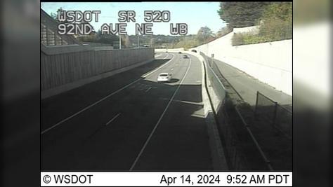 Traffic Cam Clyde Hill: SR 520 at MP 5.1: 92nd Ave NE, WB Player