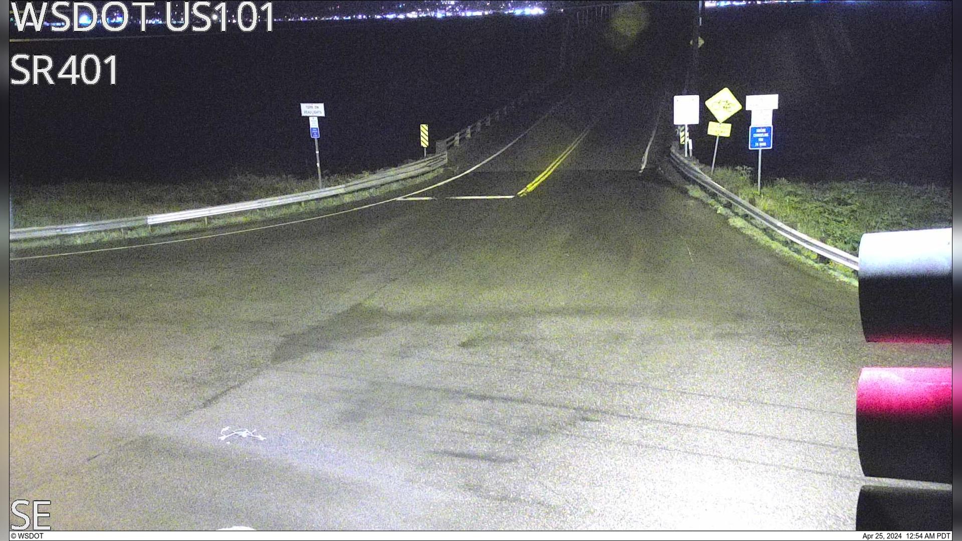 Ilwaco › South: US 101 at MP 0.5: Astoria-Megler Bridge Traffic Camera