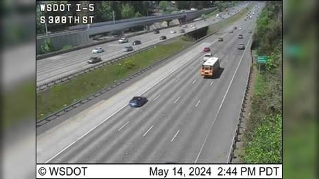 Traffic Cam Federal Way: I-5 at MP 144.6: S 308th St Player