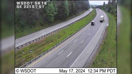 Traffic Cam Maple Valley: SR 18 at MP 16.3: SE 221st St Player