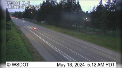 Traffic Cam Brier: I-5 at MP 187.4: 112th St SW, SB Player