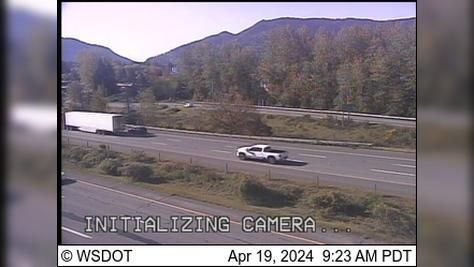 Traffic Cam Issaquah: I-90 at MP 17: Front St Player