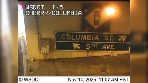 Traffic Cam First Hill: I-5 at MP 165.4: Cherry and Columbia Player