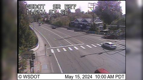 Traffic Cam Everett: SR 527 at MP 9.9: 116th St SE Player
