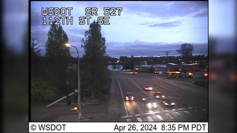 Traffic Cam Everett: SR 527 at MP 10.3: 112th St SE Player