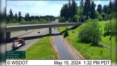 Traffic Cam Vancouver › South: I-5 at MP 2.9: Main St. Ramp meter Player
