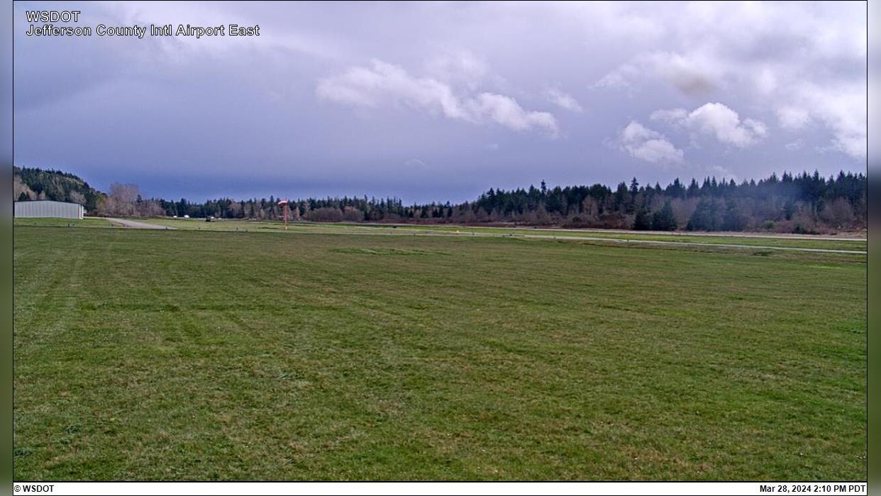 Traffic Cam Port Townsend › West: Jefferson County International Airport East Player