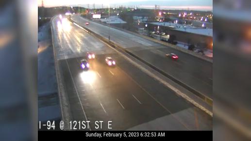 Traffic Cam Grover Heights: I-94 at 121st St Player