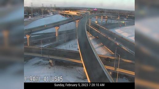 Traffic Cam Port of Milwaukee: I-94 at I-41/US 45 HM Player